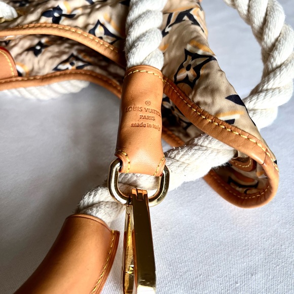 Authentic Louis Vuitton Monogram limited Edition Bulled MM - Picture 9 of 14